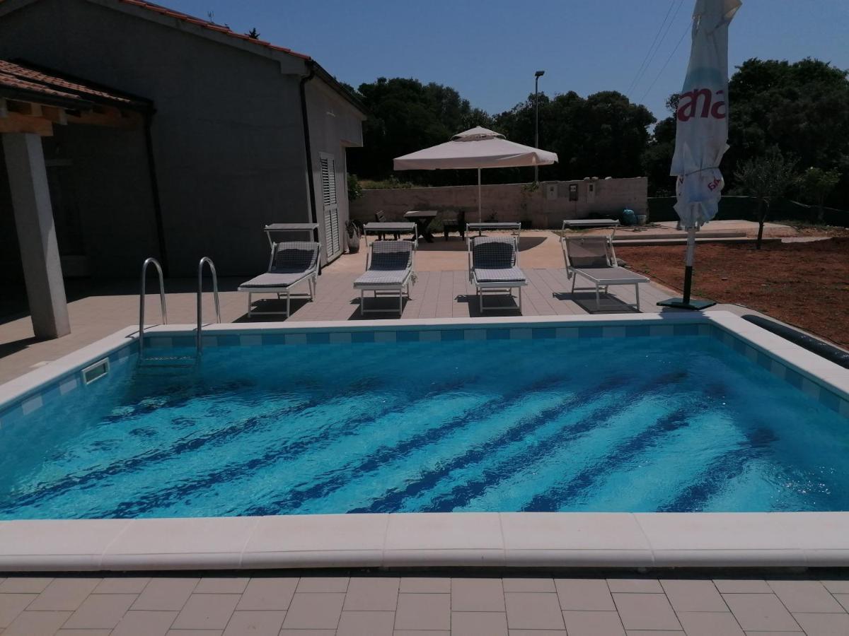 House With Pool Villa Mali Lošinj Exteriör bild